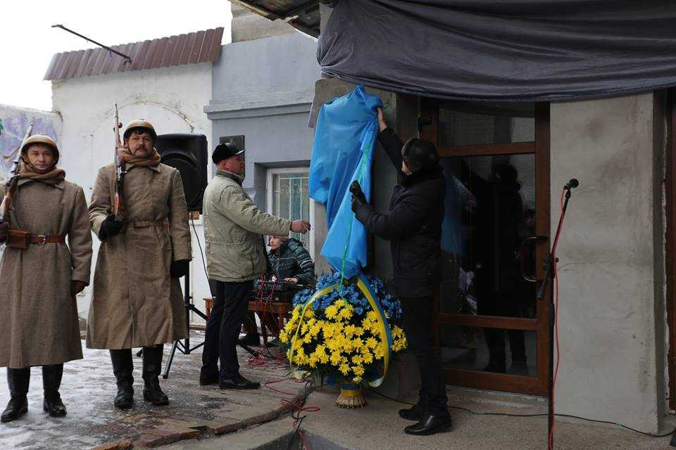 У Хмельницькому встановили пам’ятний знак Симону Петлюрі