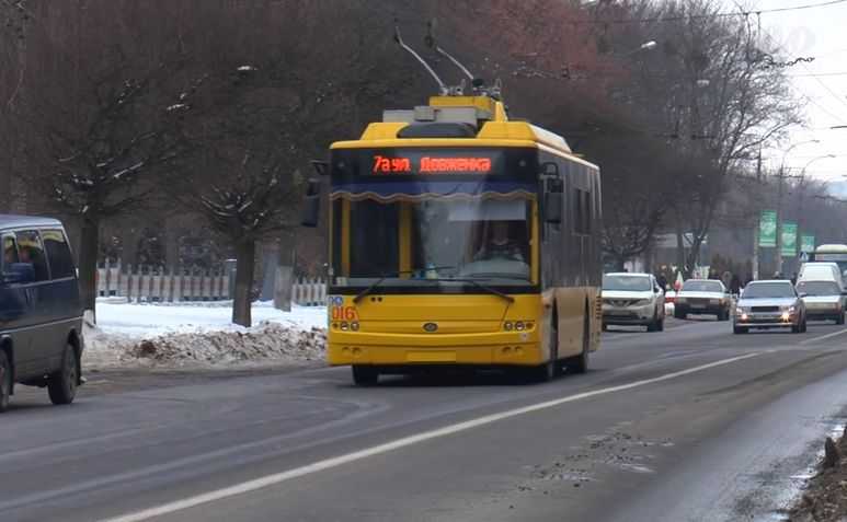 У Хмельницькому тролейбуси частково змінять рух