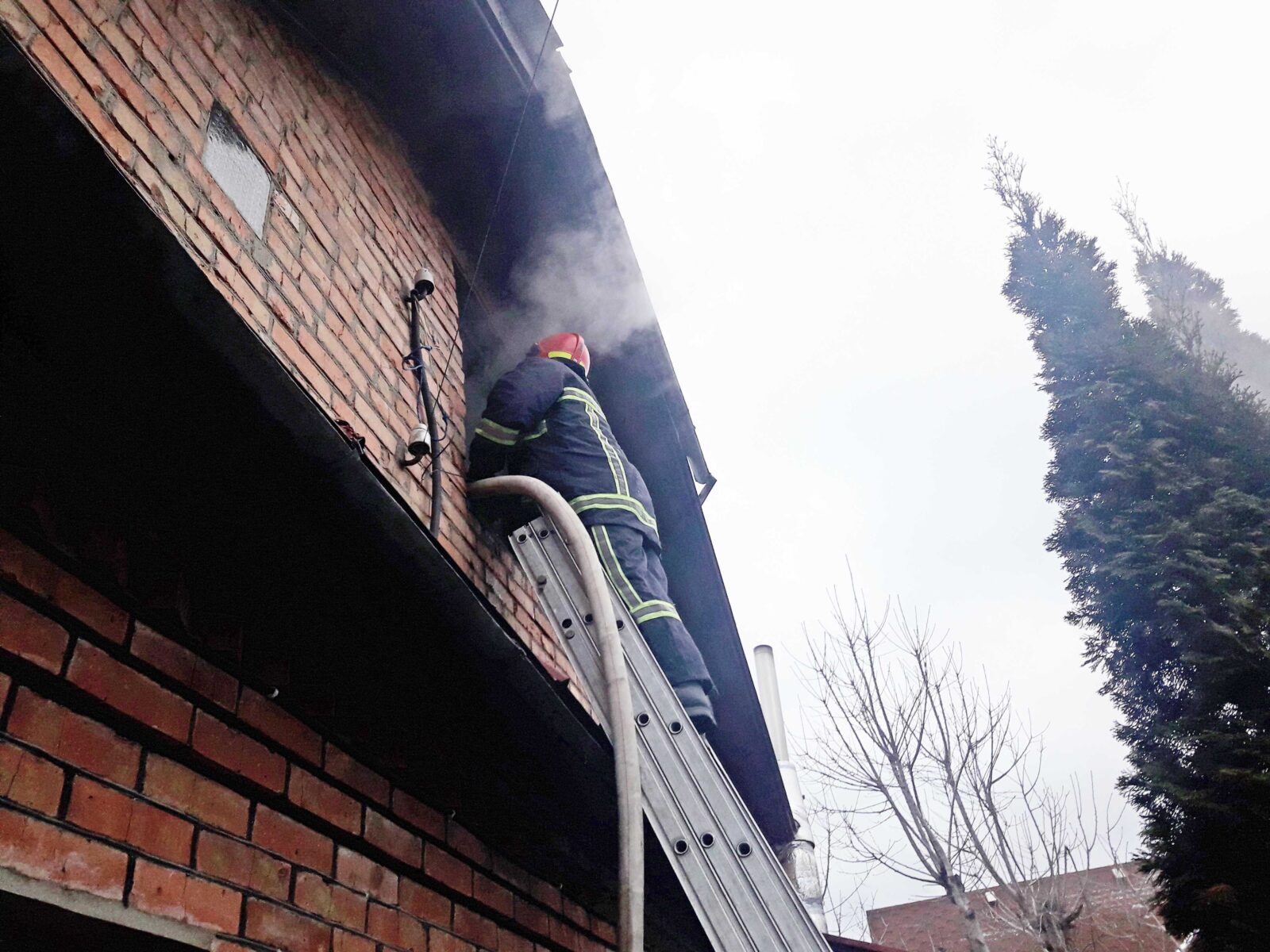 На Хмельниччині за добу двічі горіли будинки