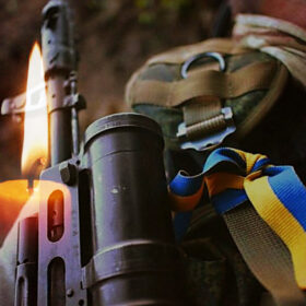 смерть військового свічка зброя