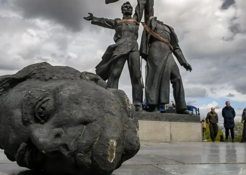 Хмельниччина – в п’ятірці лідерів за обсягами деколонізації: статистика