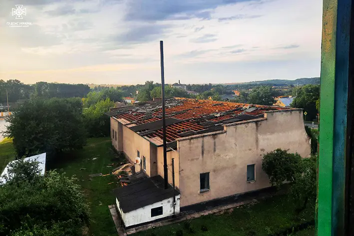 Дві громади на півдні області найбільше постраждали від негоди на Хмельниччині (ФОТО, ВІДЕО)