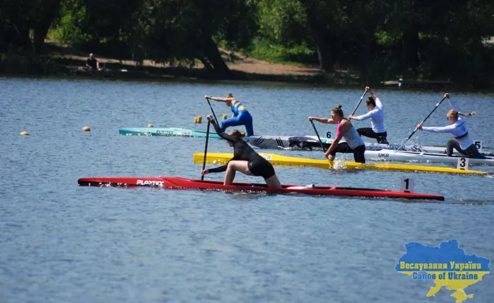 Веслувальники з Хмельниччини здобули нагороди на чемпіонаті в Умані