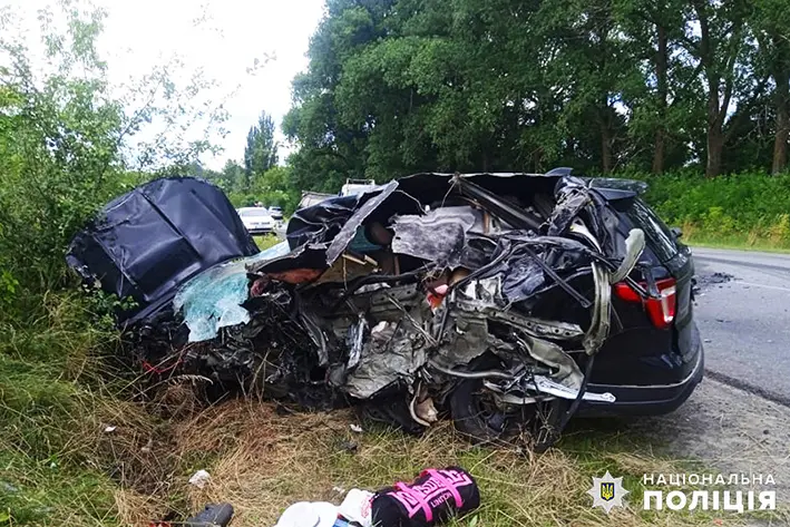 У Хмельницькому районі внаслідок ДТП загинув молодий водій