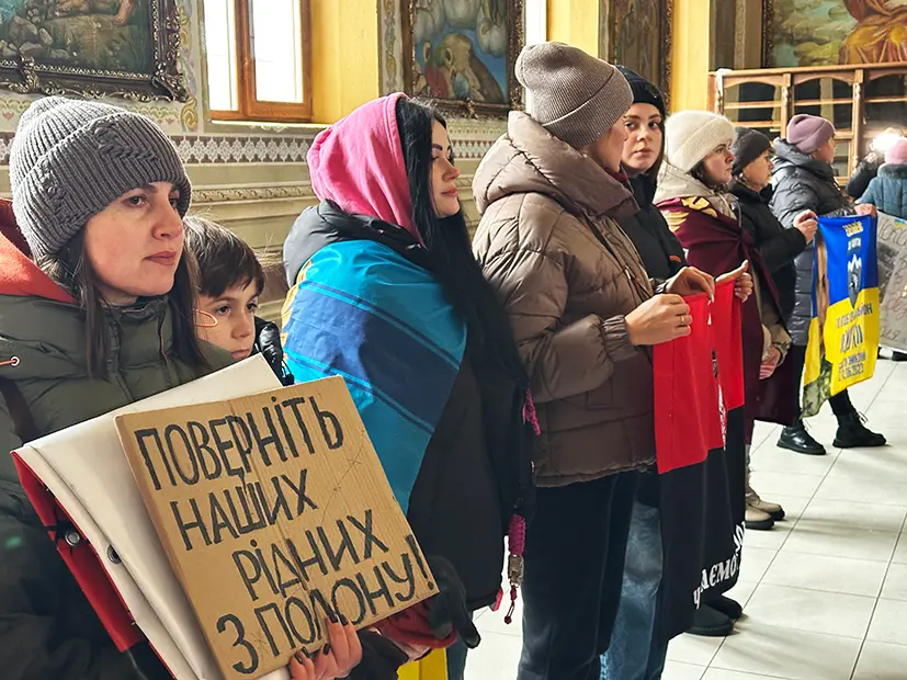 У Хмельницькому молились за полонених та зниклих захисників України (ФОТО)