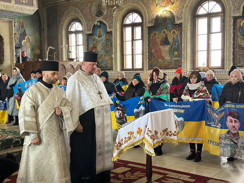 У Хмельницькому молились за полонених та зниклих захисників України (ФОТО)