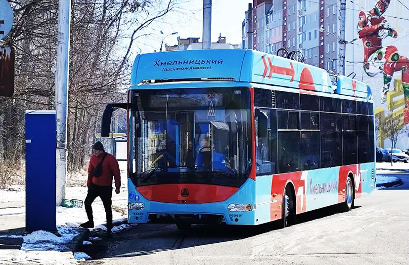 Нові тролейбуси для Хмельницького обкатують у Чернігові