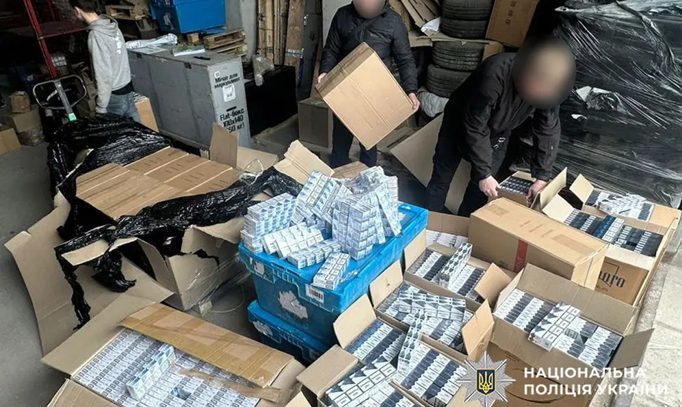 Фальсифікату на понад 3,5 мільйона гривень вилучили правоохоронці у Хмельницькому