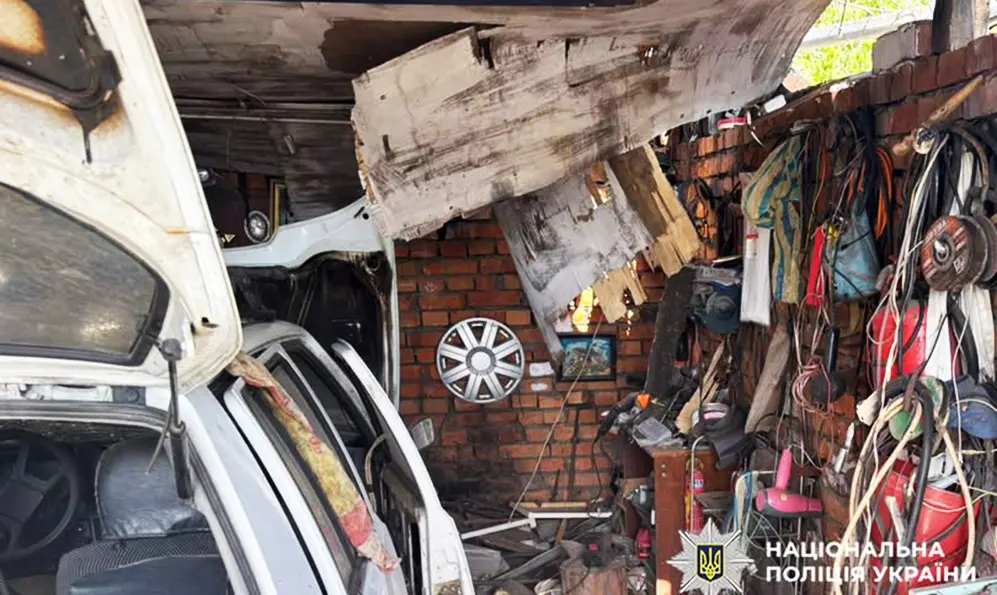 У селі на Хмельниччині внаслідок вибуху травмувався чоловік