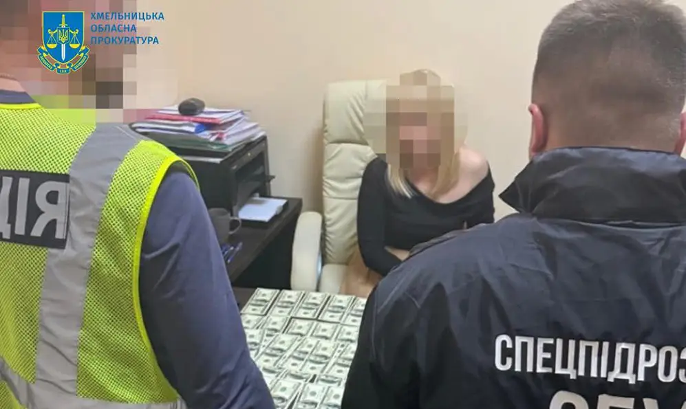 На Хмельниччині адвокатка допомагала ухилянтам переправитися за кордон