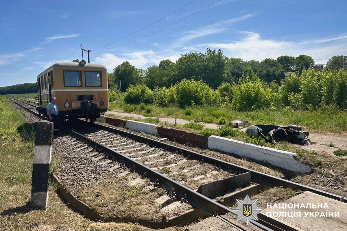 Підліток загинув внаслідок зіткнення на залізниці у Хмельницькому районі