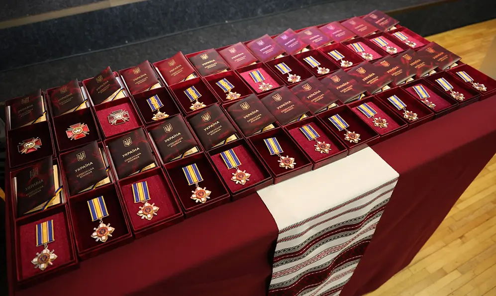 26 захисників з Хмельниччини посмертно відзначили державними нагородами