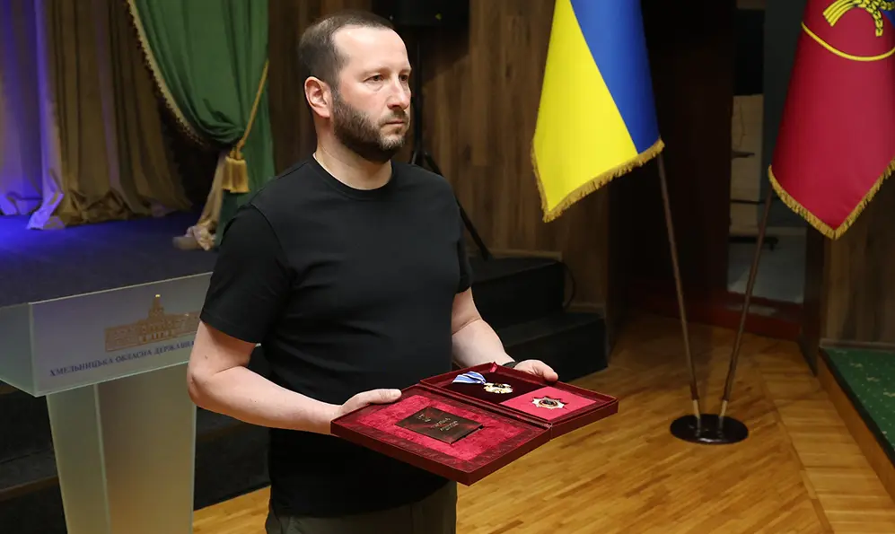 Державні нагороди родинам загиблих військових вручили у Хмельницькому