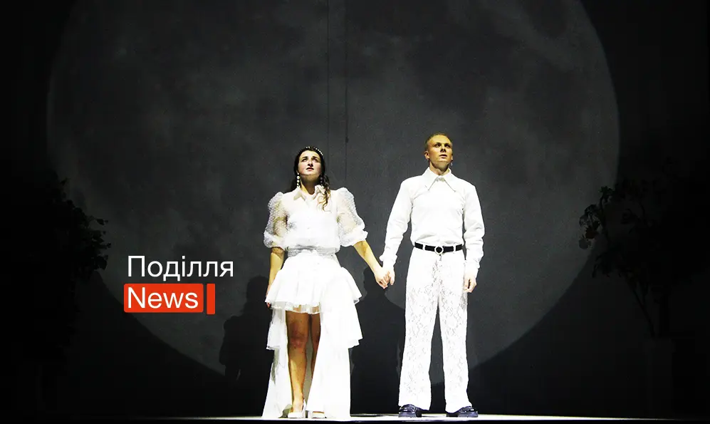 Гламур? Декаданс? Постмодерн? Чим закривали 94 театральний сезон у Хмельницькому