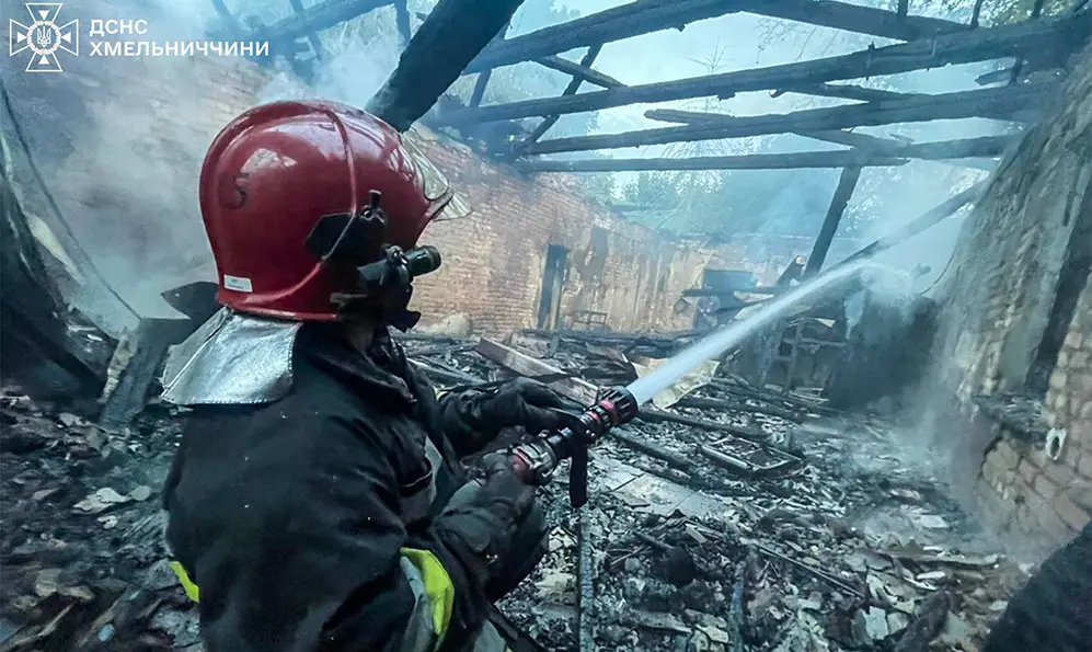 Під час пожежі у Летичеві виявили тіло чоловіка