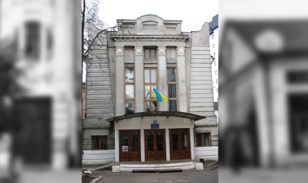 Дах за 4,2 мільйона відремонтують на Хмельницькому будинку культури