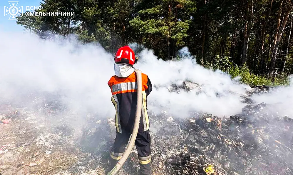 Будинок та трансформаторна підстанція горіли на Хмельниччині