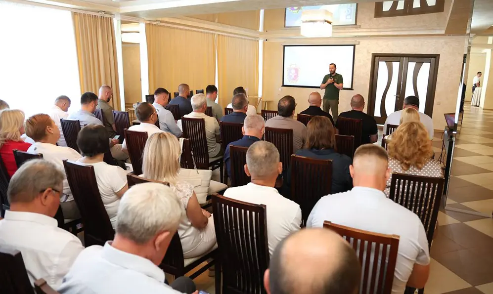 Громади на Теофіпольщині відзначили грамотами Хмельницької ОВА