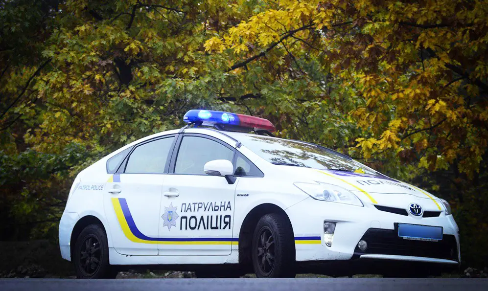 Чоловіка, який намагався підкупити поліцейських, судитимуть у Хмельницькому