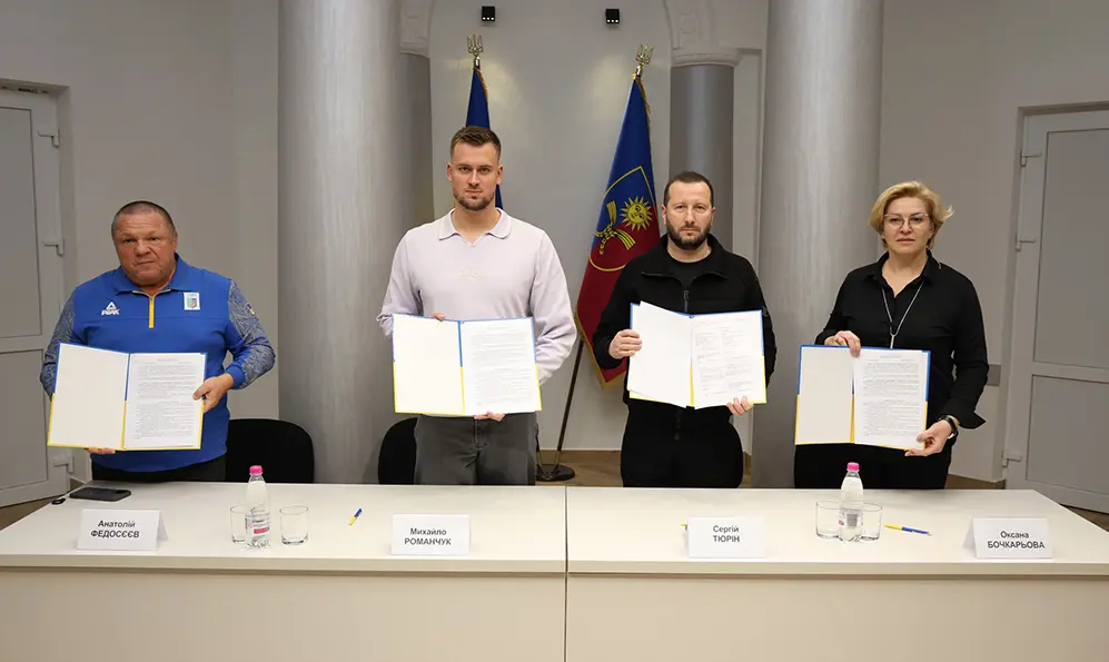 Реабілітацію населення через адаптивний спорт та плавання запроваджуватимуть на Хмельниччині