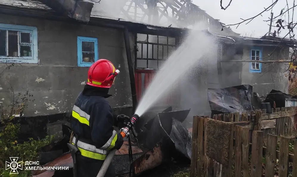 Два житлові будинки горіли на Хмельниччині