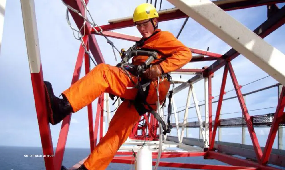 Верхолазне спорядження на мільйон закуплять рятувальники Хмельниччини