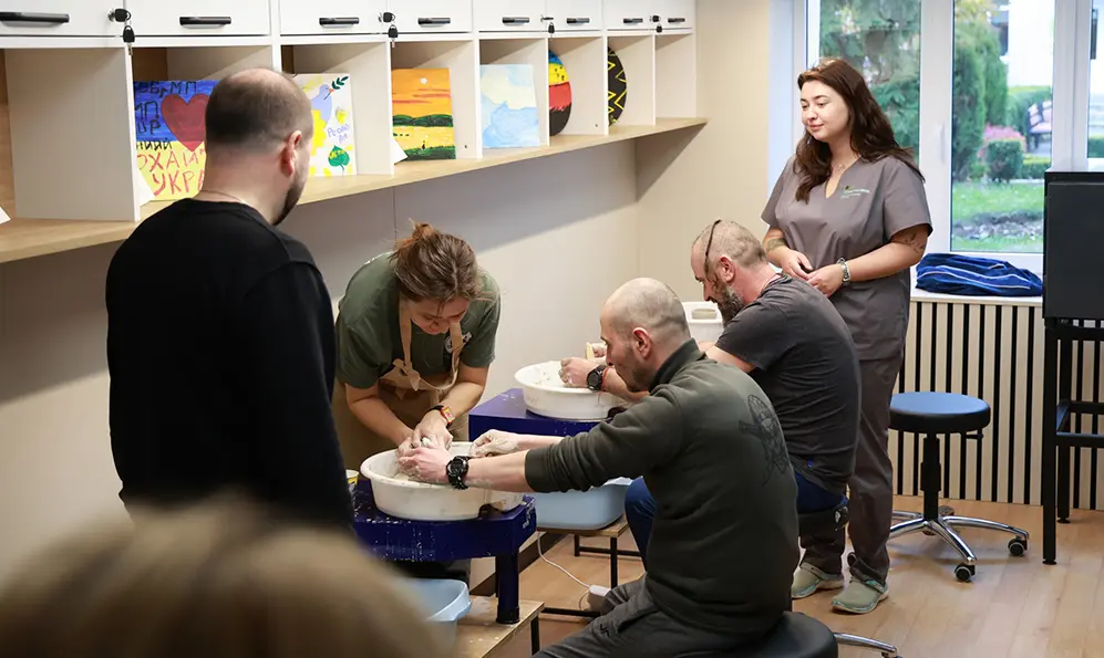 Заняття з гончарства