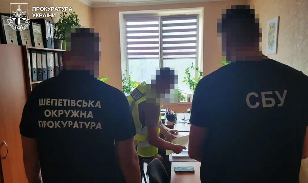 Посадовця Нетішинської міської ради судитимуть за розтрату бюджетних коштів