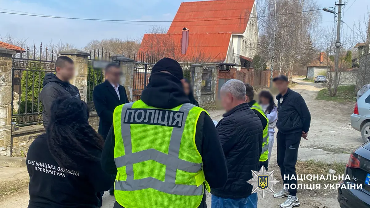 На Хмельниччині державного адвоката підозрюють у вимаганні