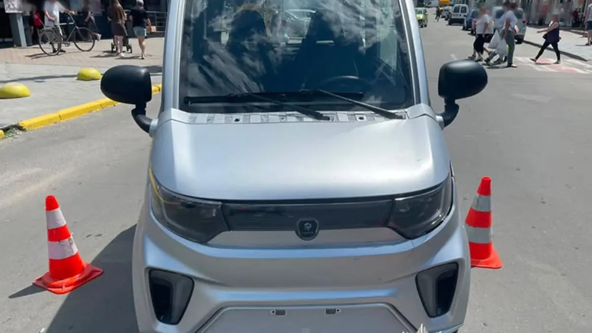 У Красилові внаслідок наїзду авто травмувалася пішохідка