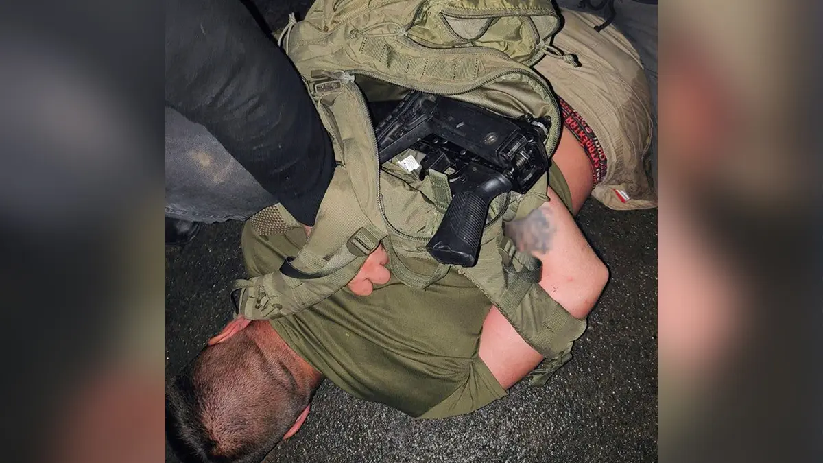 У Летичеві 31-річний місцевий житель відкрив вогонь з автомата по будівлі ТЦК