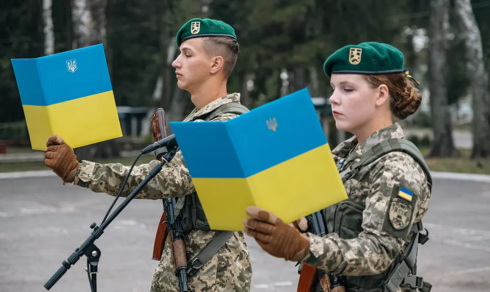 У Хмельницькому курсанти-першокурсники прикордонної академії склали Військову присягу