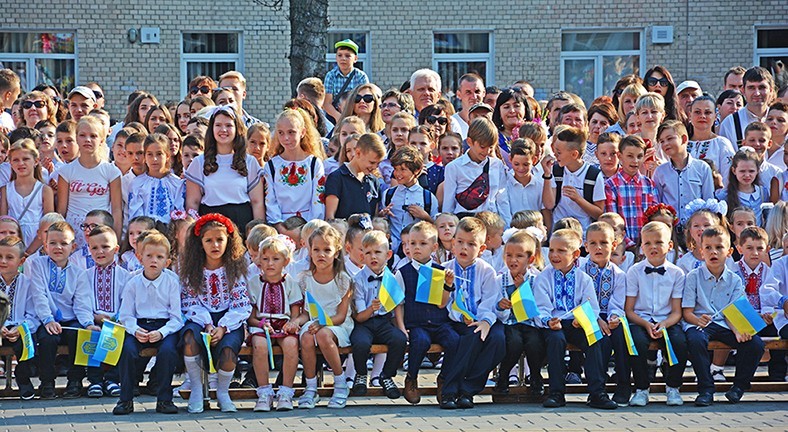 У Хмельницькому стартувала «вступна кампанія» для першокласників