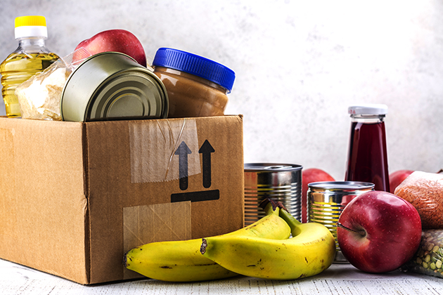 Переселенці у Волочиську можуть отримати продуктові набори